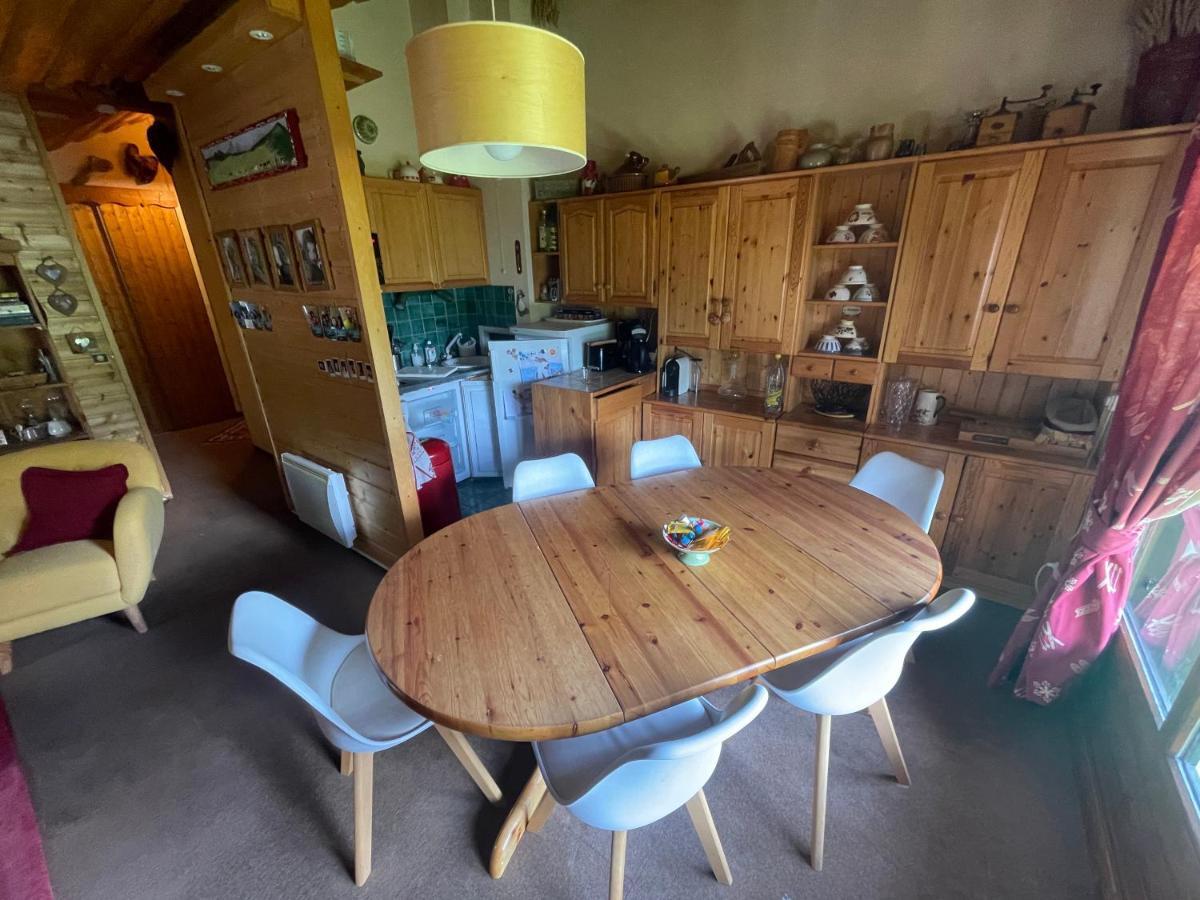Bel Appartement Au Decor Montagnard - 80M2 莱孔塔米讷蒙茹瓦 外观 照片